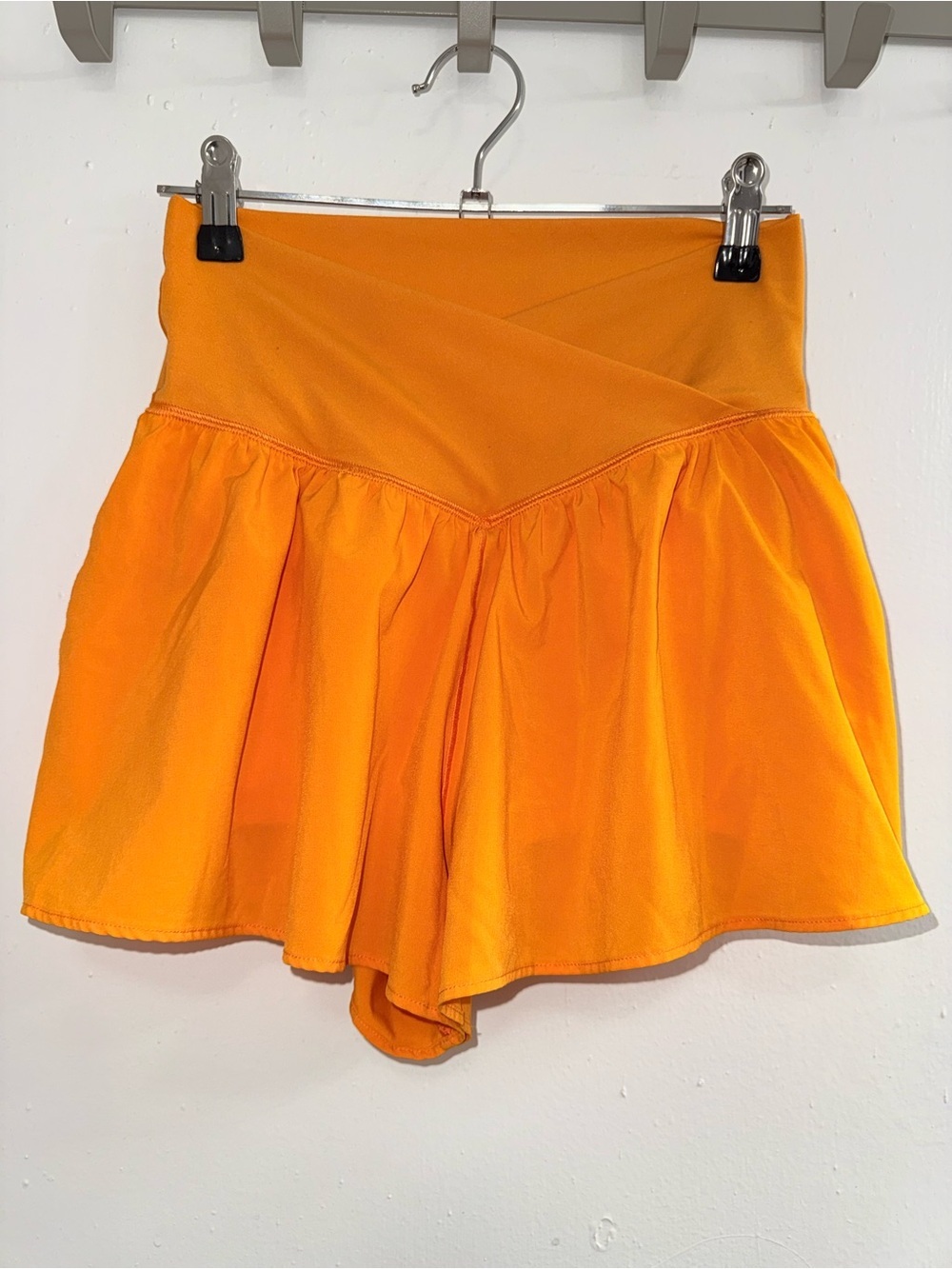 OFFLINE By Aerie Real Me Crossover Flowy Short size S